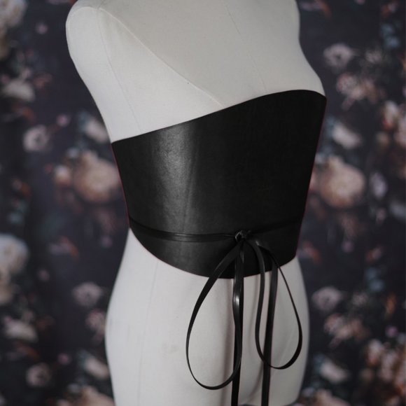 Dehanche Inspired Vachetta Leather Corset Belt with Thin Tie Straps - Picture 3 of 14